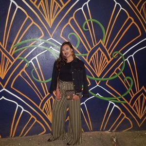 Meet your Posher, Esmeralda